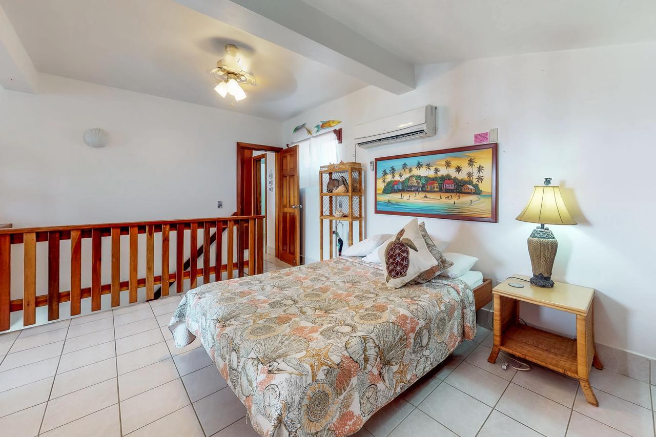 Palm @ Caribe Island Apartment ซานเปโดร ภายนอก รูปภาพ